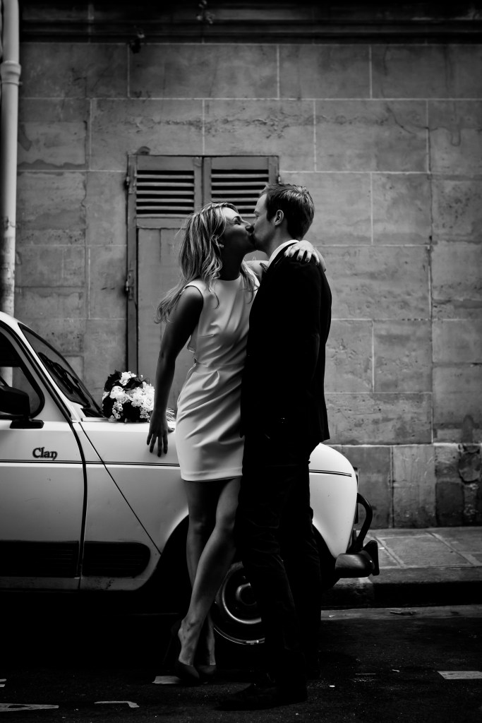 Madamedaniel engagement photo paris matt guegan 