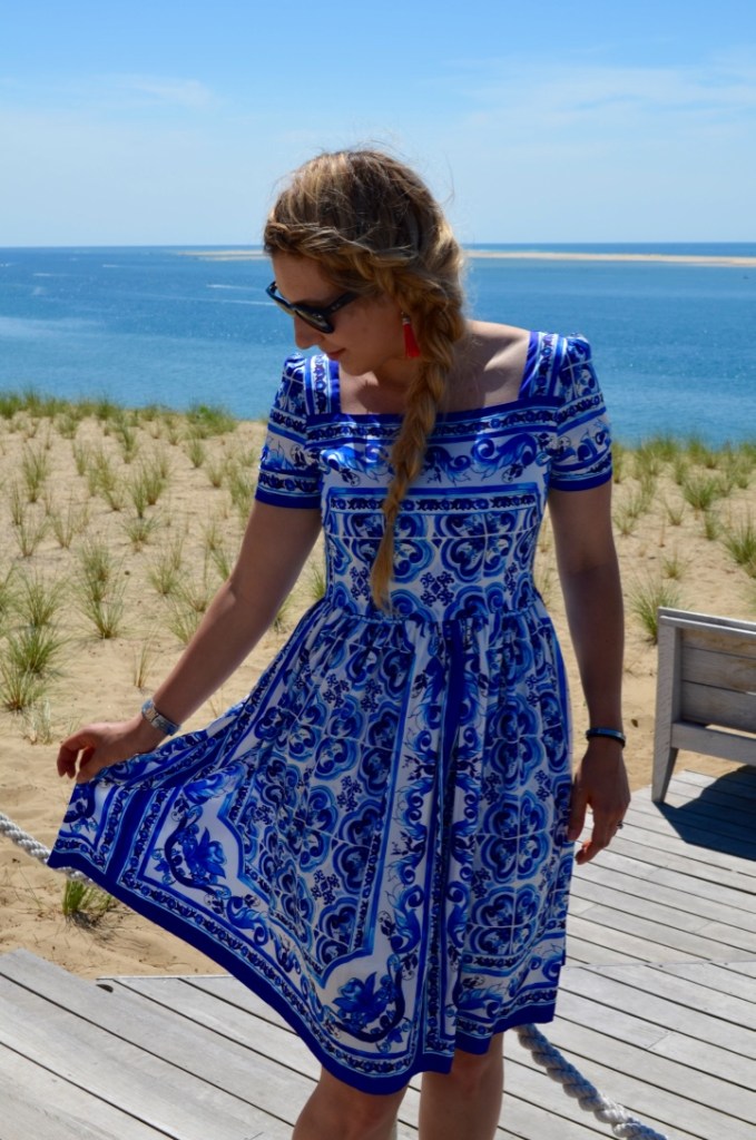 la corniche review madamedaniel dolce&gabanna blue dress