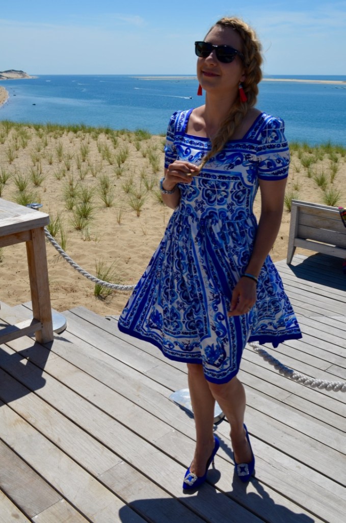 la corniche review madamedaniel dolce&gabanna blue dress