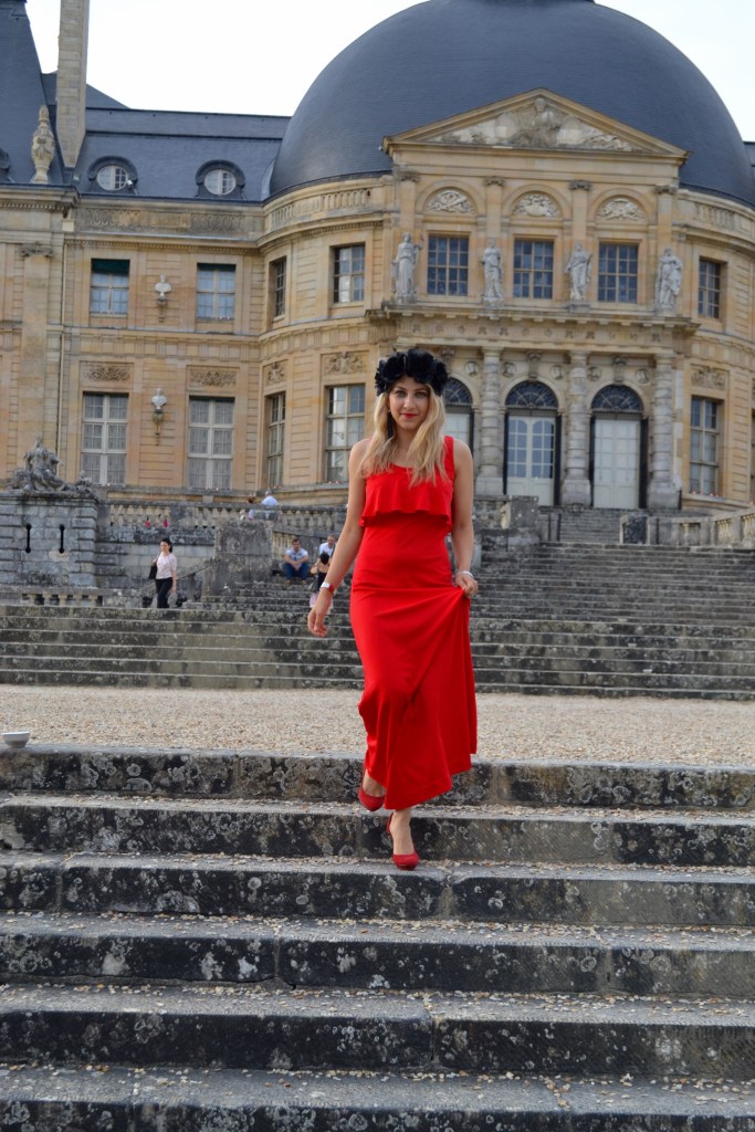 madamedaniel vaux le vicomte robe rouge bloggeuse paris avis madamedaniel vaux le vicomte robe rouge bloggeuse paris avis