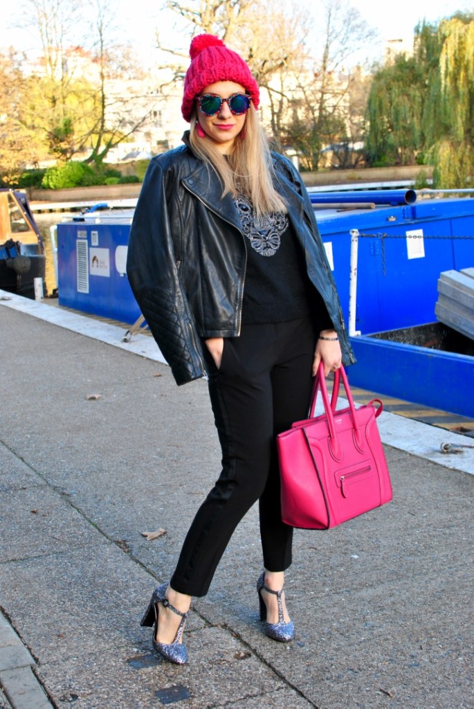 Little venice madame daniel pink beanie celine pink boston luggage pink bag pink hat french blogger