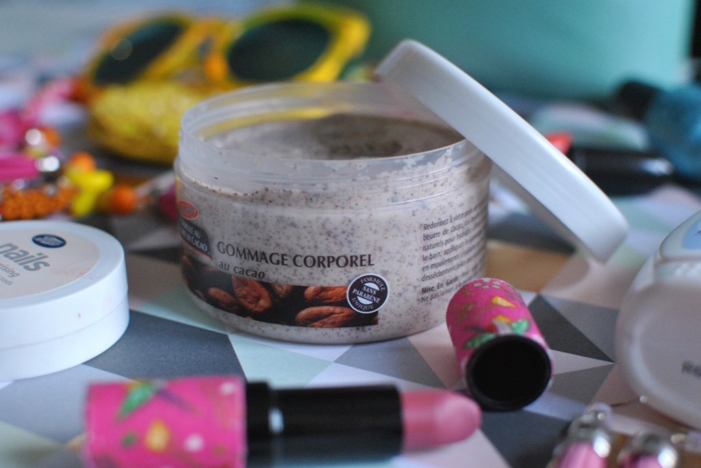 Palmer's madamedaniel cocoa cream suitcase cuba beauty blog post 