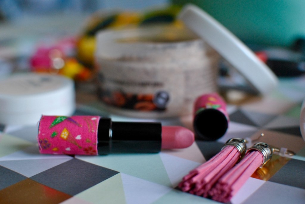 Palmer's madamedaniel cocoa cream suitcase cuba beauty blog post 