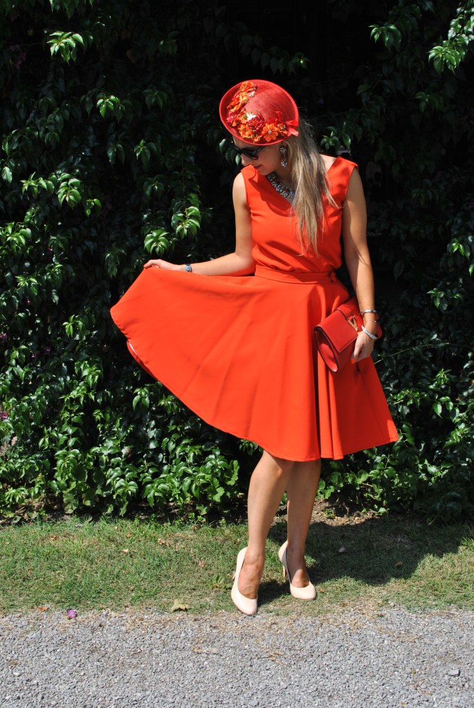 Rocio y Earl mariage wedding boda madamedaniel robe jade lolita wearlemonade louis antoinette YSL clutch orange wedding guest dress santander boda