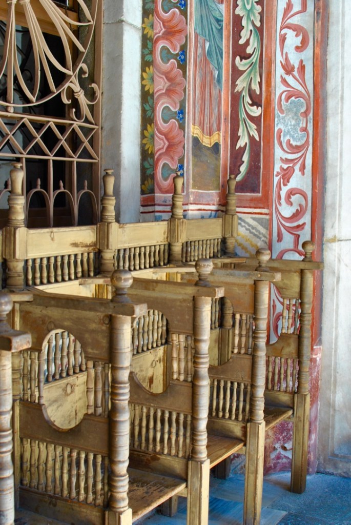 Rila monastery avis voyage bulgarie, bulgaria madamedaniel DIY summer dress