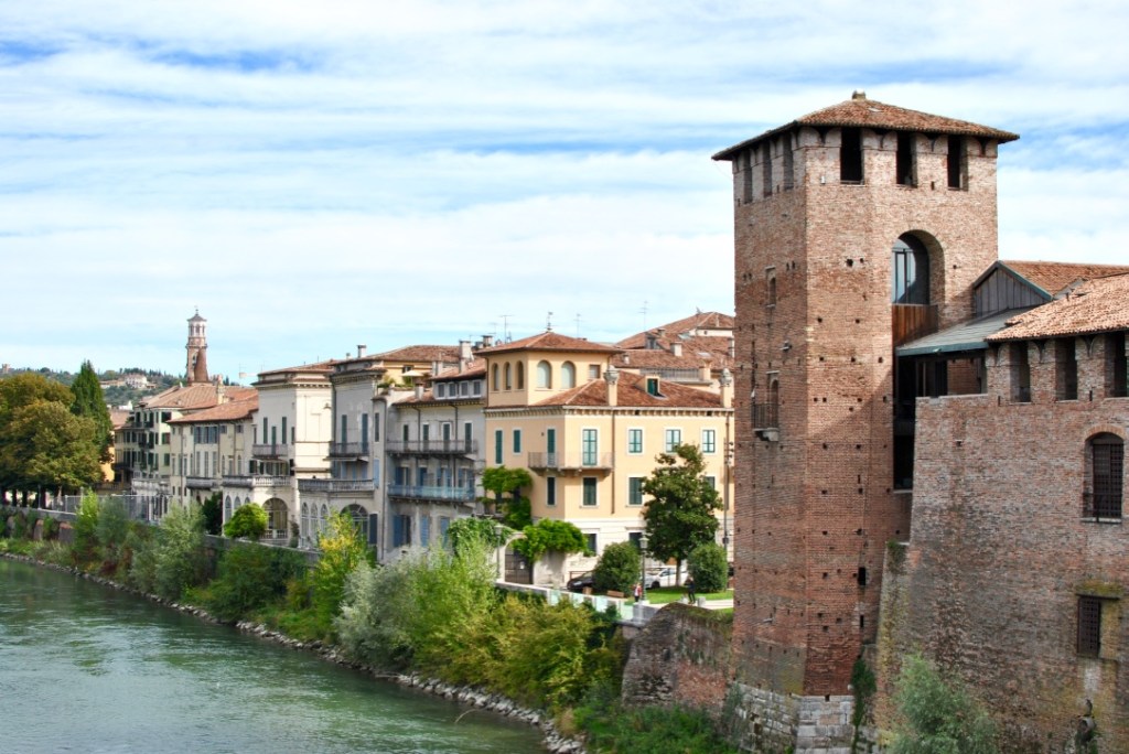 robe à pois faite main blog couture madamedaniel jersey dress sewing dress pattern, sewing blog verona travel blog